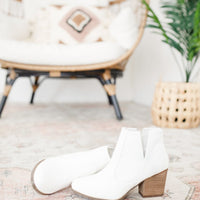 Tarim Bootie in White