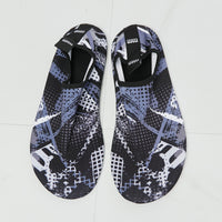 MMshoes On The Shore Water Shoes in Black Pattern