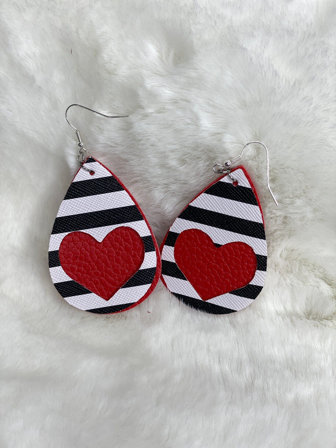 Black/white striped heart