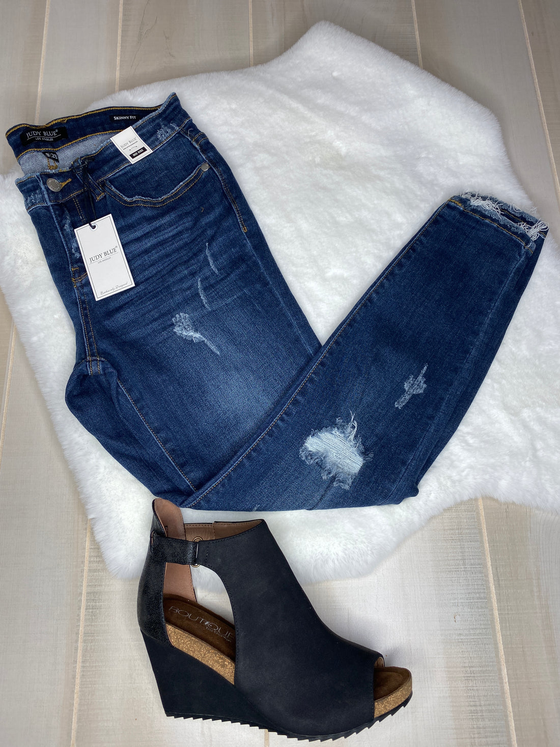 Skinny JB with Frayed hem & waist