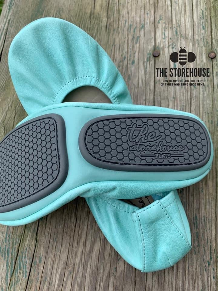 Cool Mint Oil Tanned Storehouse Flat