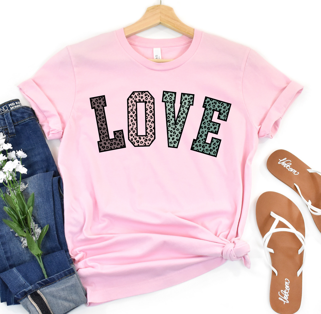 LOVE PINK TEE