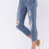 Judy Blue Wren Full Size Distressed Mid-Rise Denim Capri