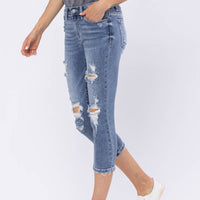 Judy Blue Wren Full Size Distressed Mid-Rise Denim Capri