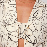 Gilli Abstract Print Lapel Collar Cropped Shirt