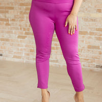 Magic Ankle Crop Skinny Pants in Spring Magenta